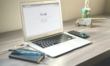 keyword target in google laptop